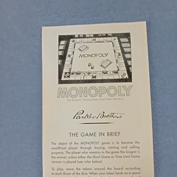 Vintage Deluxe Monopoly Game in Wooden Box - Picture 7 of 7